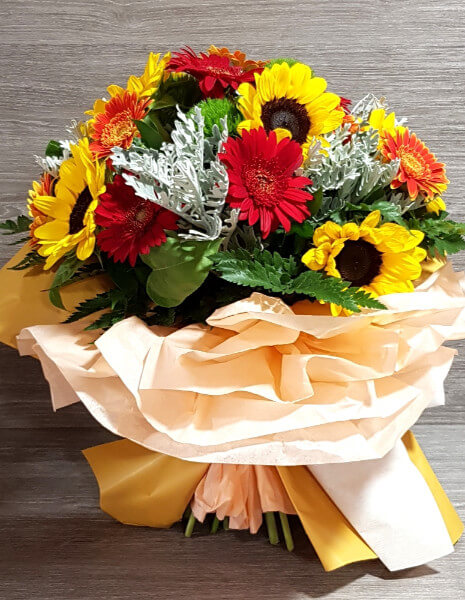 Bouquet girasoli minigerbere e verdi decorativi Piccolo