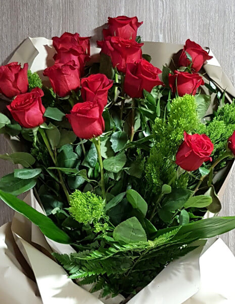 Rose rosse da comporre in mazzo per numero di steli.