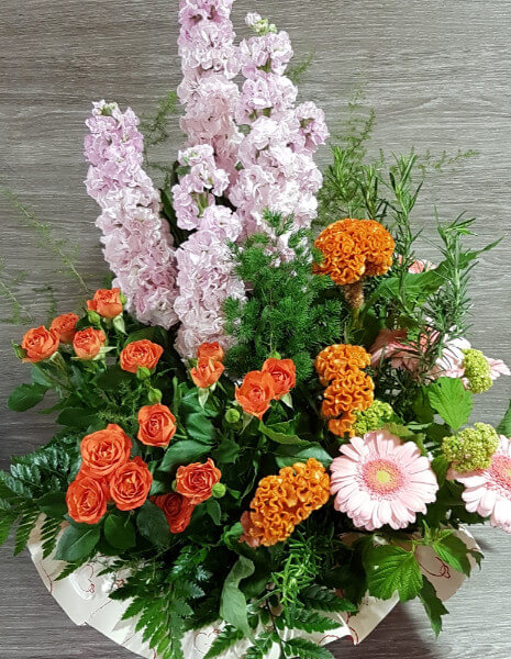 Composizione fiori misti primaverile